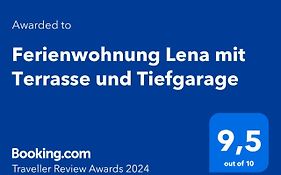 Ferienwohnung Lena mit Terrasse und Tiefgarage